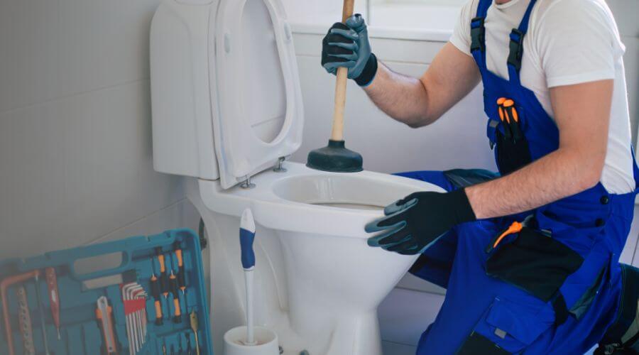 Local expert plumbing services in Columbus, TX
